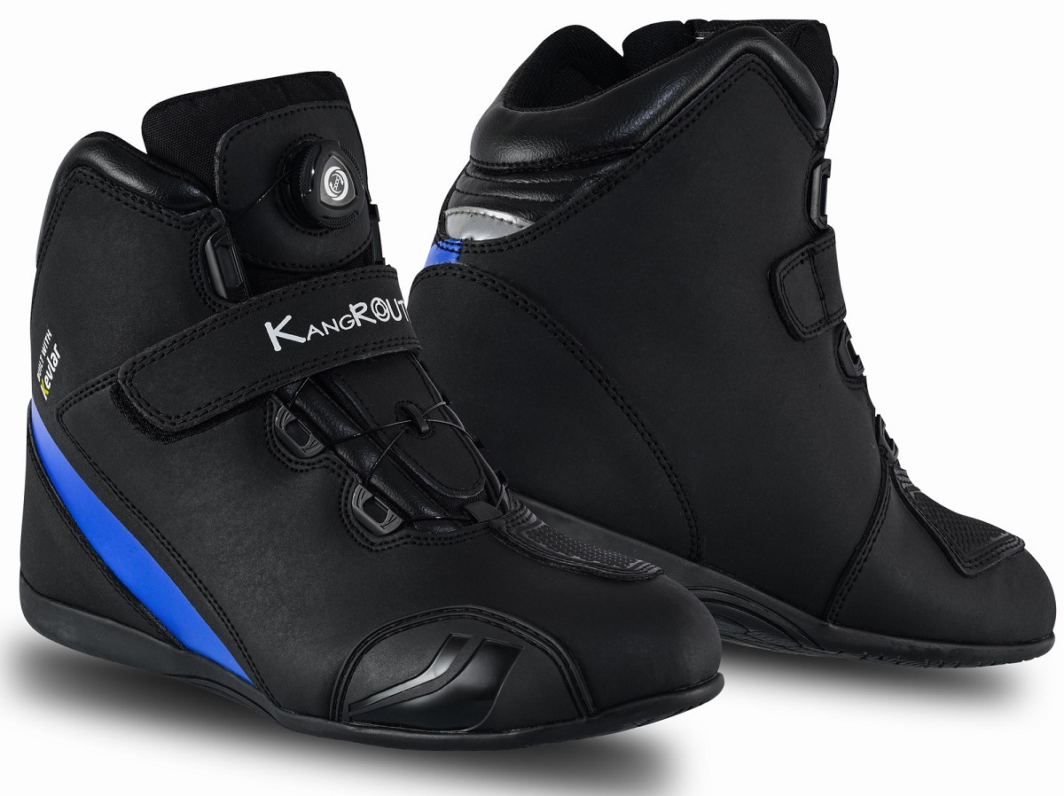 ZAPATILLAS DE MOTO IMPERMEABLES Y TRANSPIRABLES CON HOMOLOGACIÓN CE Y EPI ZAPATILLAS DE MOTO IMPERMEABLES Y TRANSPIRABLES CON HOMOLOGACIÓN CE Y EPI