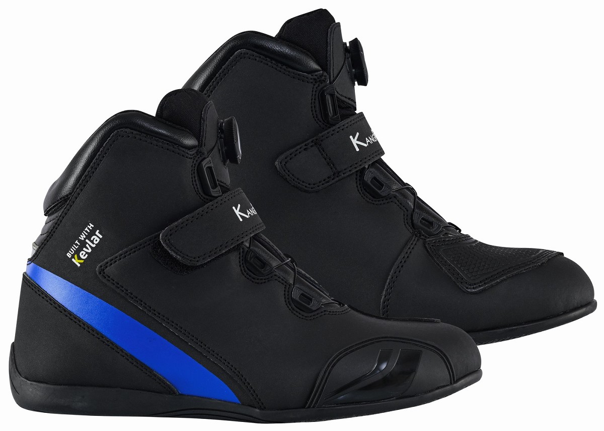 ZAPATILLAS DE MOTO IMPERMEABLES Y TRANSPIRABLES CON HOMOLOGACIÓN CE Y EPI ZAPATILLAS DE MOTO IMPERMEABLES Y TRANSPIRABLES CON HOMOLOGACIÓN CE Y EPI