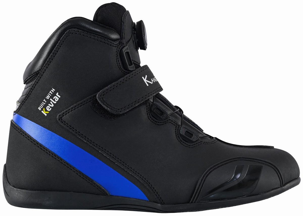 ZAPATILLAS DE MOTO IMPERMEABLES Y TRANSPIRABLES CON HOMOLOGACIÓN CE Y EPI ZAPATILLAS DE MOTO IMPERMEABLES Y TRANSPIRABLES CON HOMOLOGACIÓN CE Y EPI