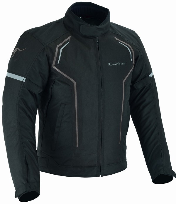 CHAQUETA DE MOTO EN POLIESTER TÉRMICO, IMPERMEABLE, TRANSPIRABLE CON PROTECCIONES C.E. Y VENTILACIÓN DIRECTA