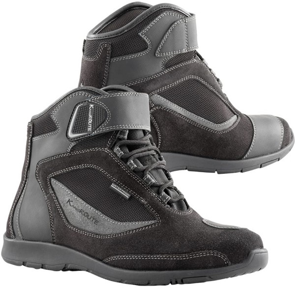 ZAPATILLAS MOTO STREET EN PIEL BAMBAS CON PROTECCIONES Y 100% IMPERMEABLES